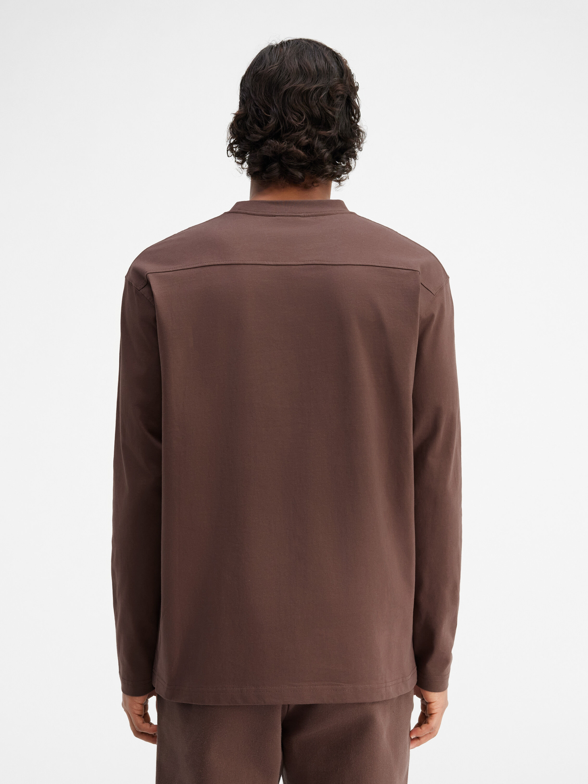 Le t-shirt manches longues