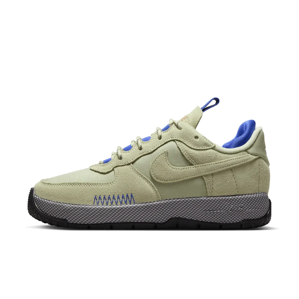 Nike Air Force 1 Wild W FB2348 301 / grün
