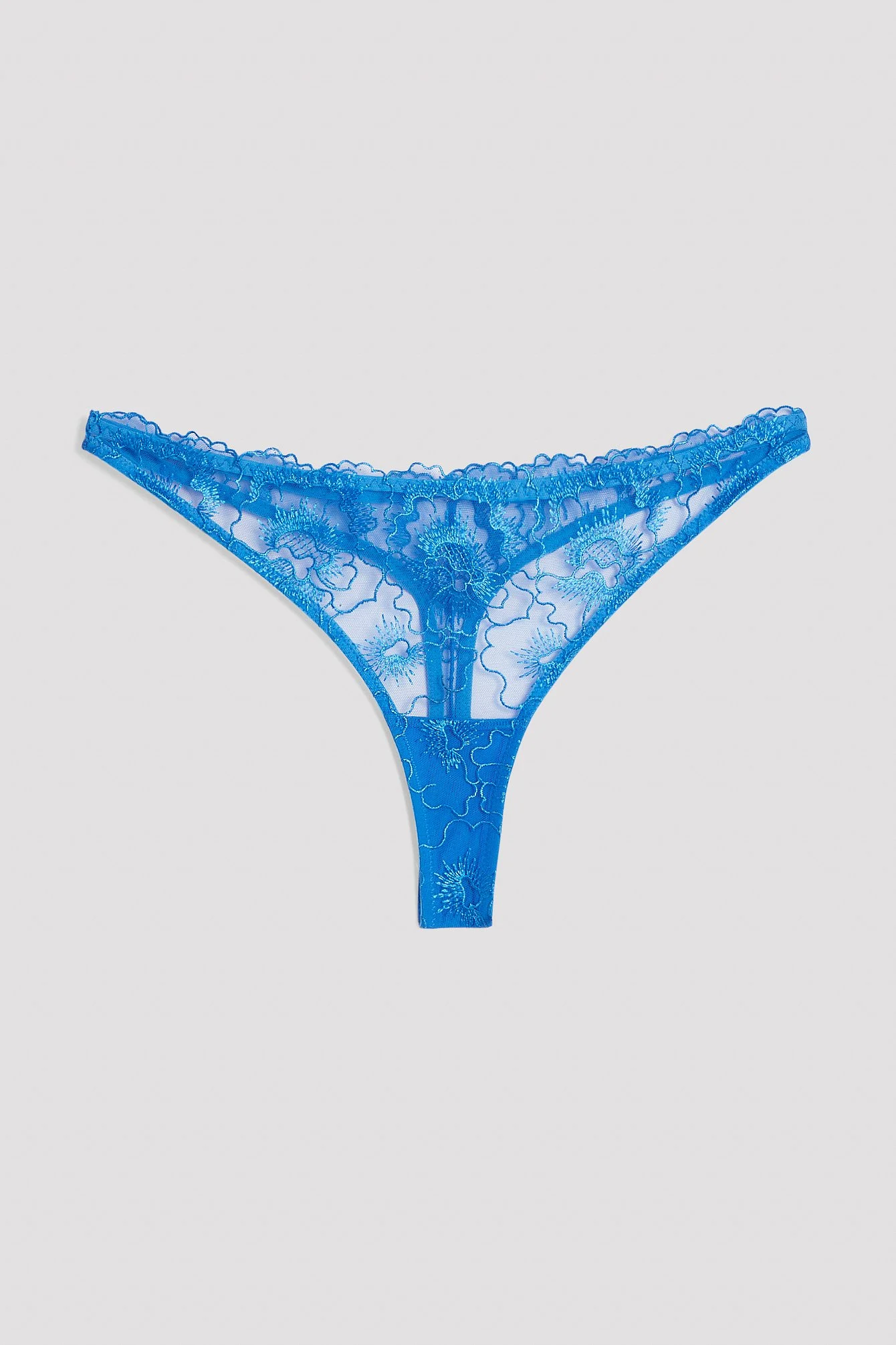 V-förmiger Tanga mit niedriger Taille
