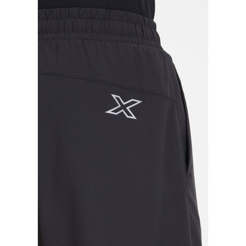 2XU Aero 7 Inch Funktionsshorts Herren