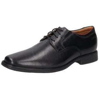 Clarks Tilden Plain Schnürer in schwarz