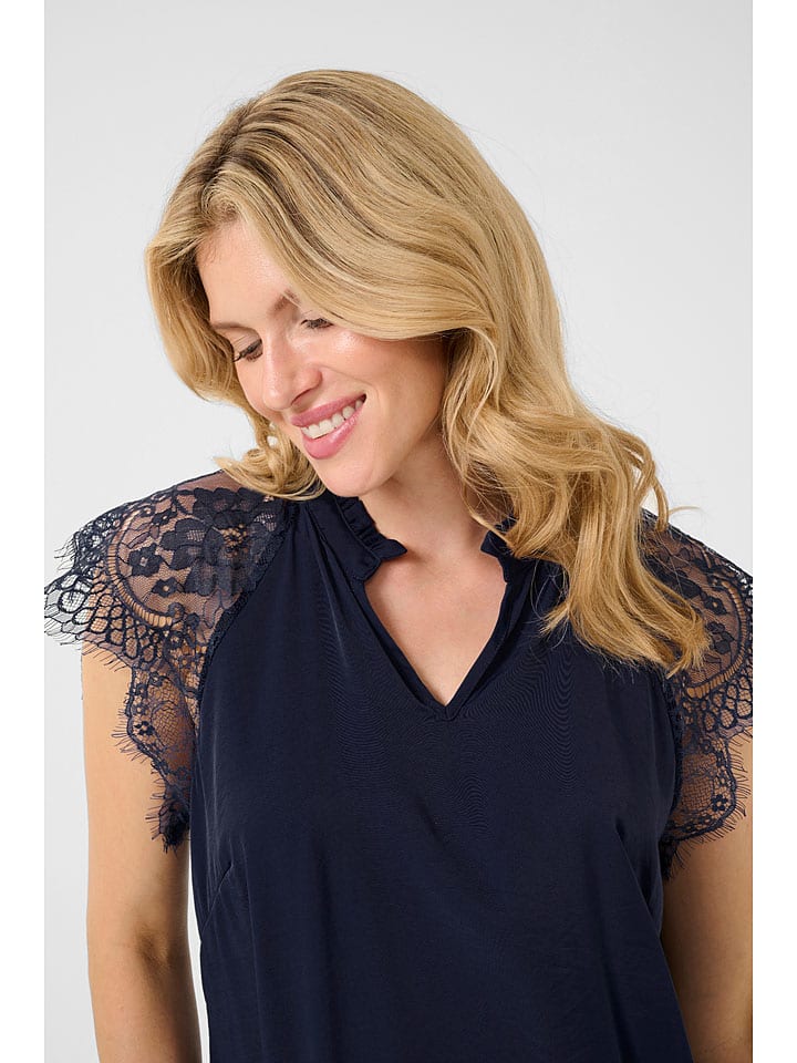Cream Bluse 