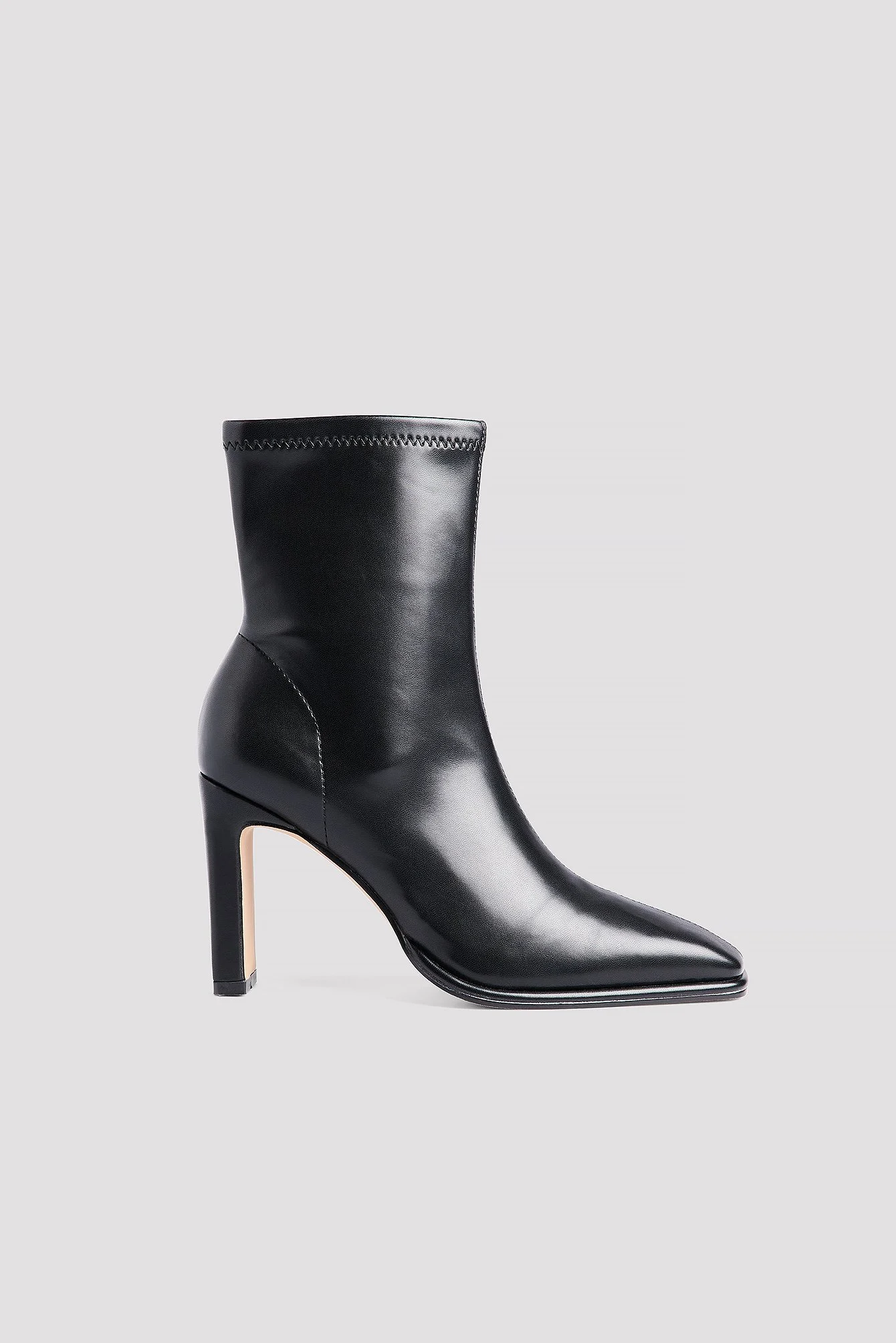 Schmale Stiefeletten