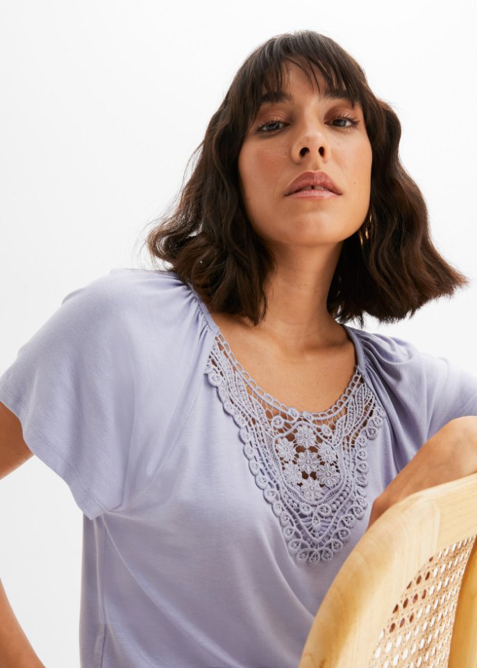 Shirt mit Spitze