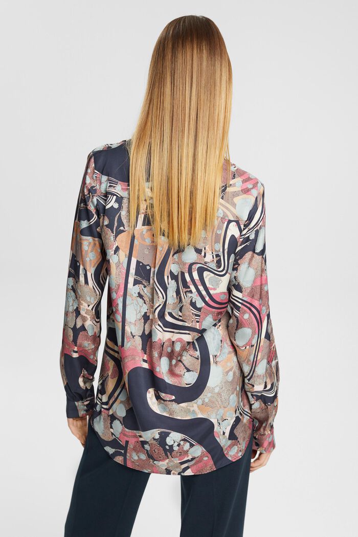 Gemusterte Bluse in Satinoptik