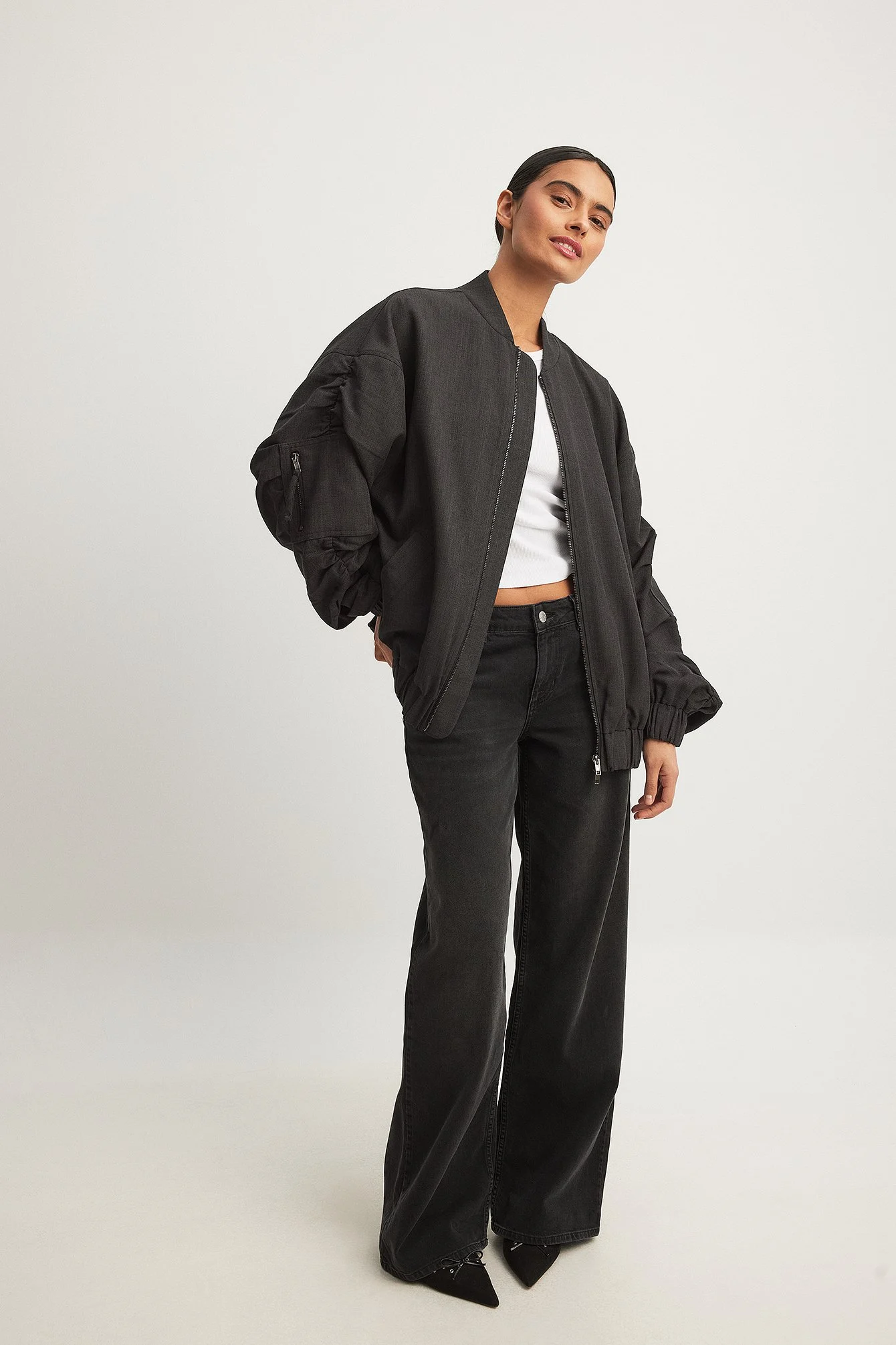Oversize-Bomberjacke mit langen Ärmeln