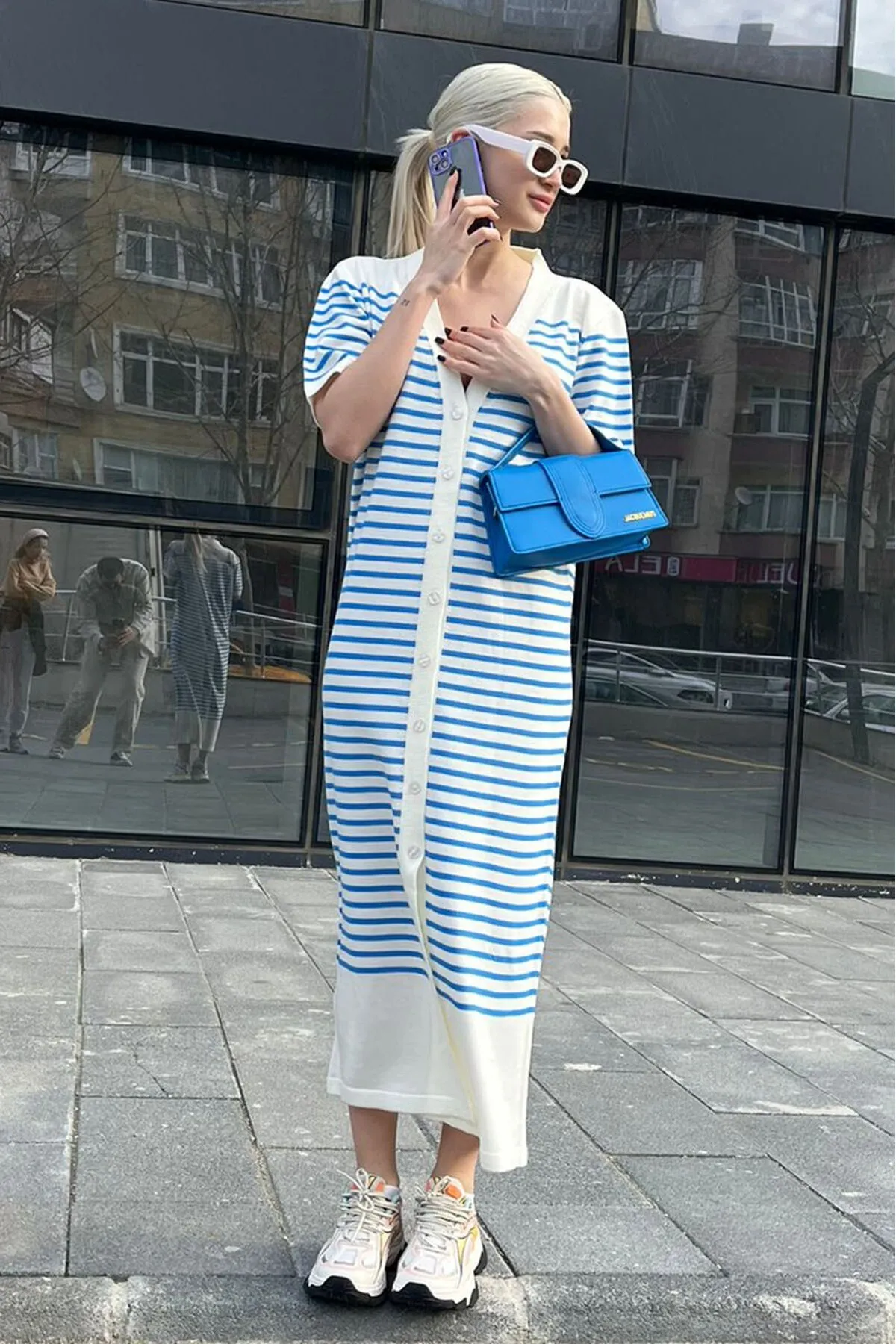 Madmext  Weißes geknöpftes Strick-Damenkleid Mg1648