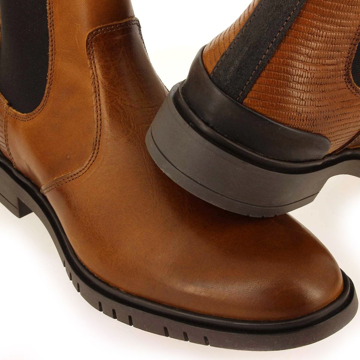 Bullboxer  486 K7 6932 D - Cognac