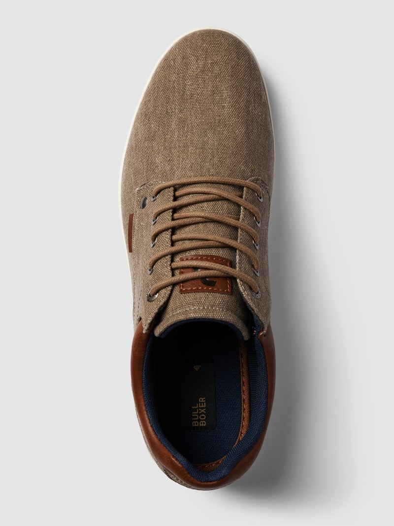 Sneaker mit Schnürverschluss in beige
