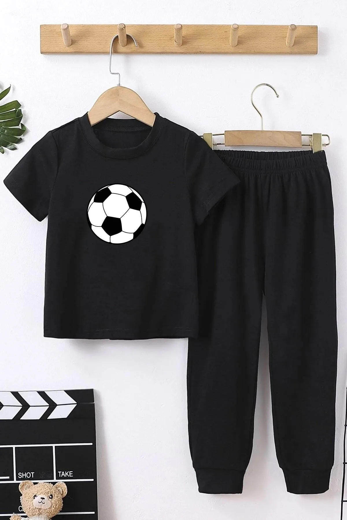 uyguntarz  Kinder-Trainingsanzug-Set „Ball Bottom – Top“.
