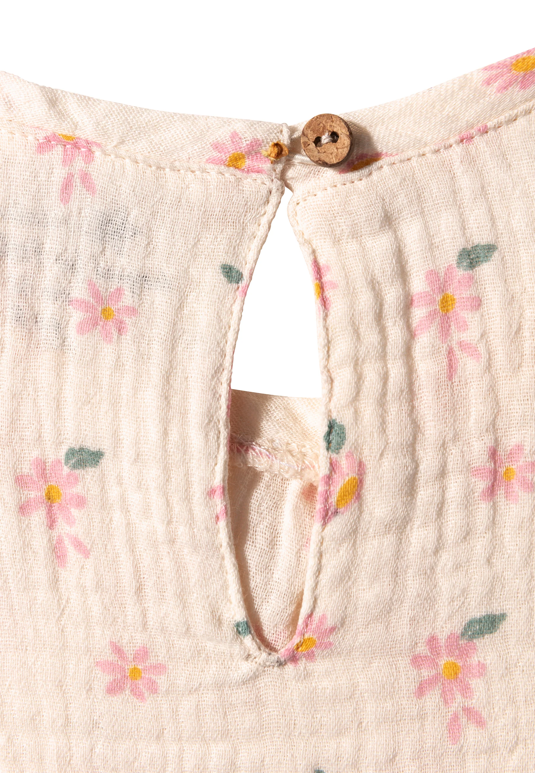 Set Shirt + Shorts bedruckt mit Gänseblümchen