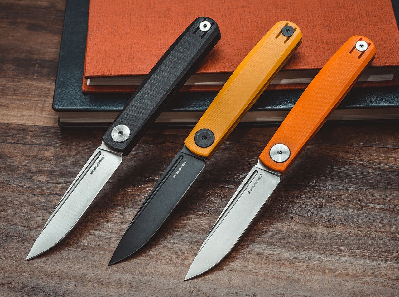 G Slip Black
