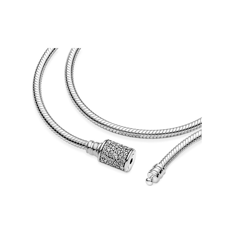 Pandora Armband Moments
