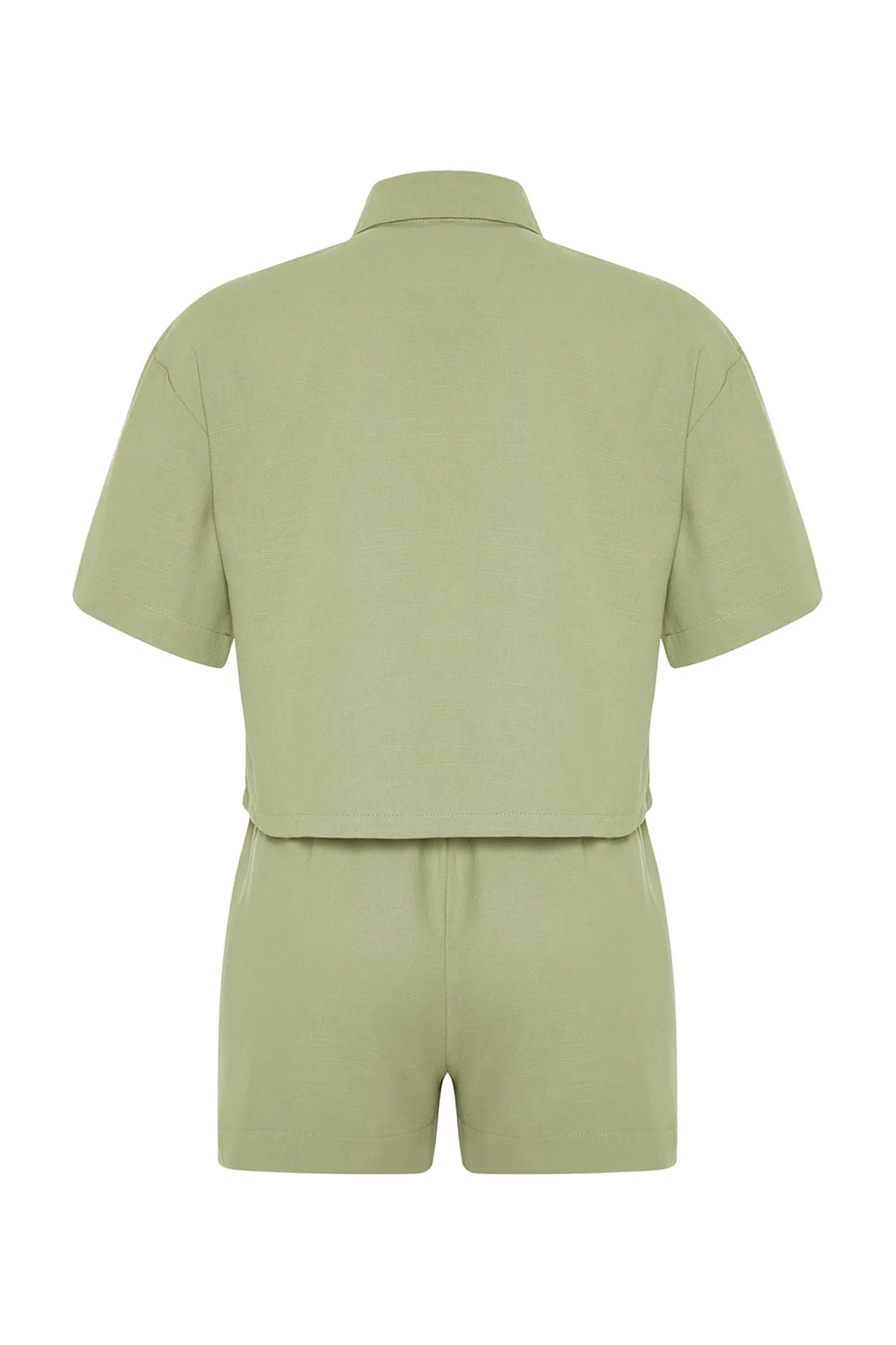 Trendyol Collection  Grünes Hemd-Shorts-Set in gewebter Leinenoptik TBESS24AU00054
