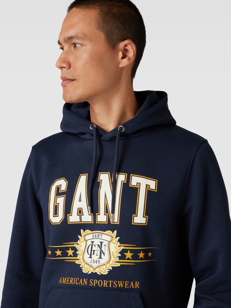 Hoodie mit Label-Print in marineblau