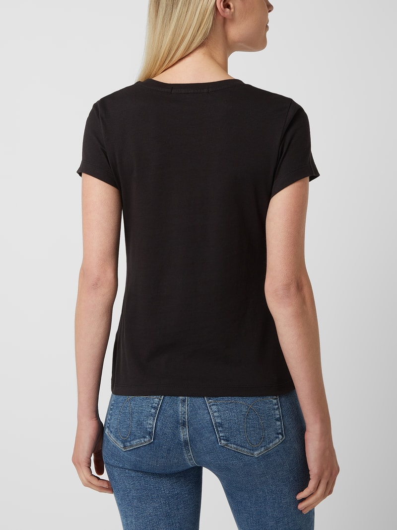 Slim Fit T-Shirt mit Label-Print in schwarz