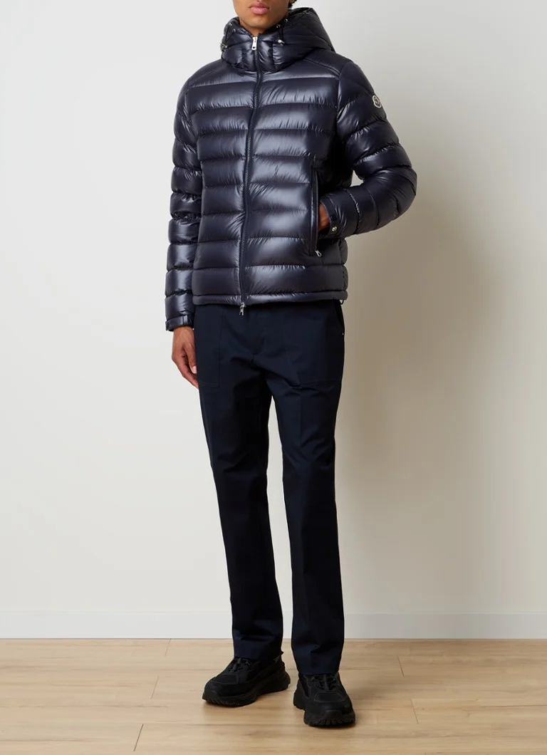 Geacă Moncler Besines cu glugă și puf de gâscă