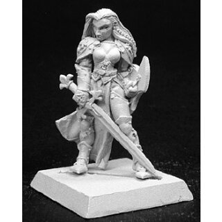 Finari, Female Justicar (REA14093)