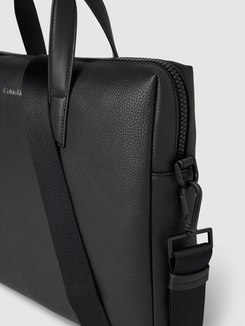 Laptoptasche mit Label-Details Modell 'MUST' in schwarz