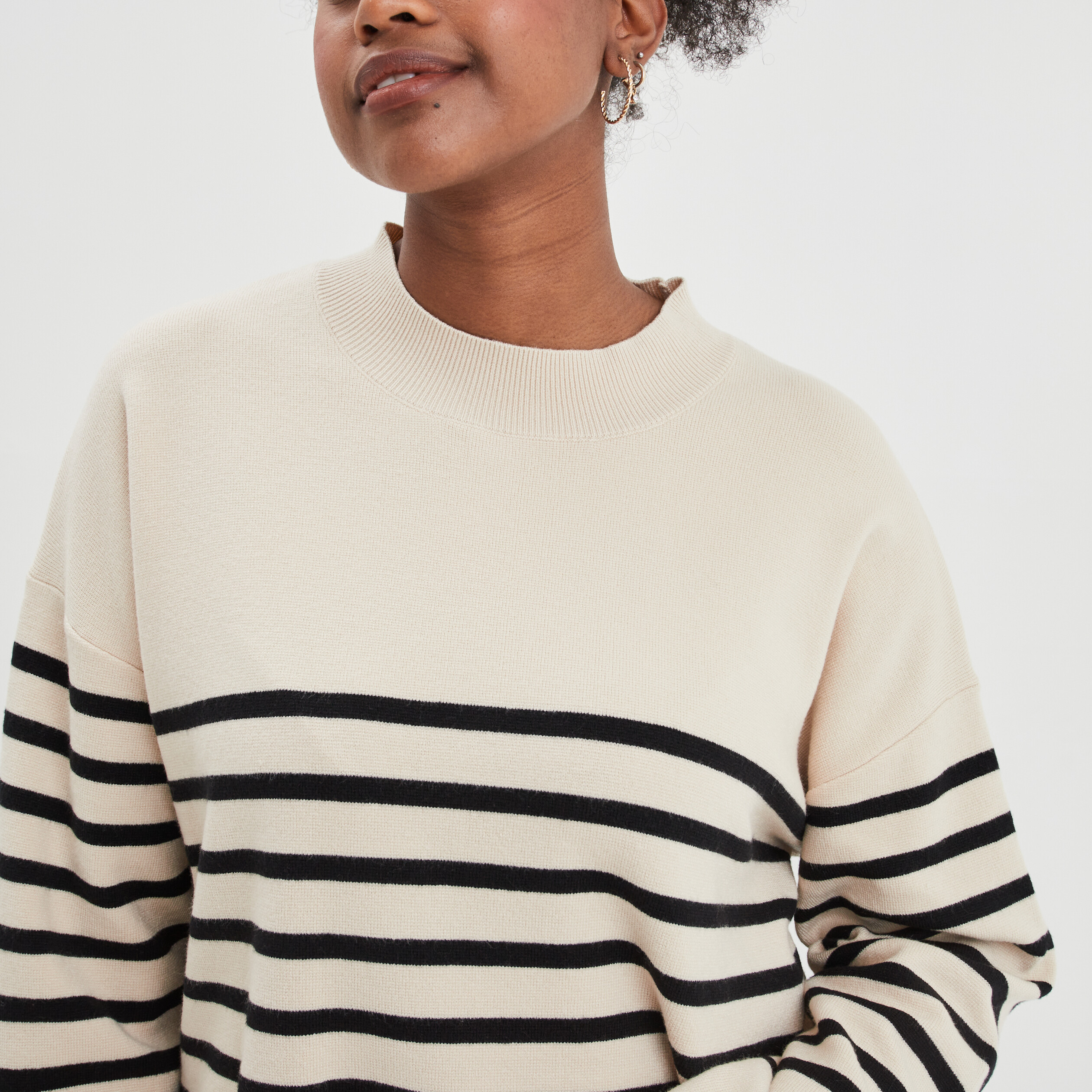 Pull col montant boutons poignets beige femme | La Halle