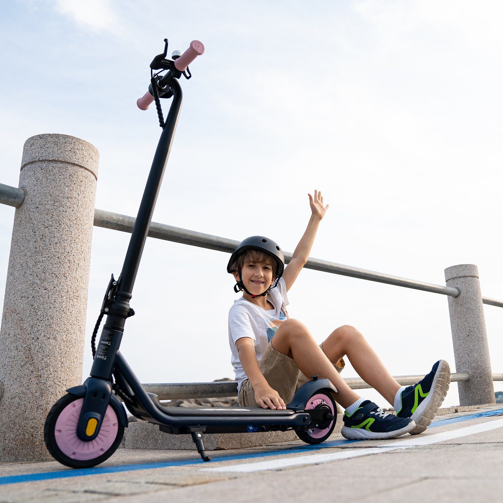 RCB E-Scooter R7X Elektroroller für Kinder, LED-Anzeige, Faltbarer, 20,00 km/h