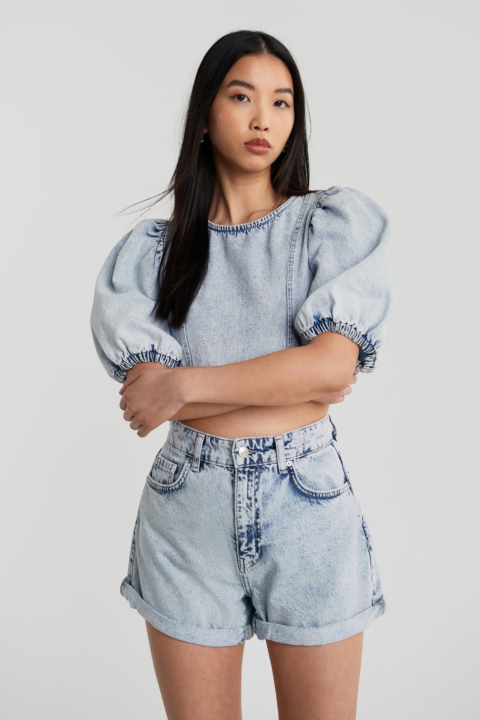 Dagny mom shorts