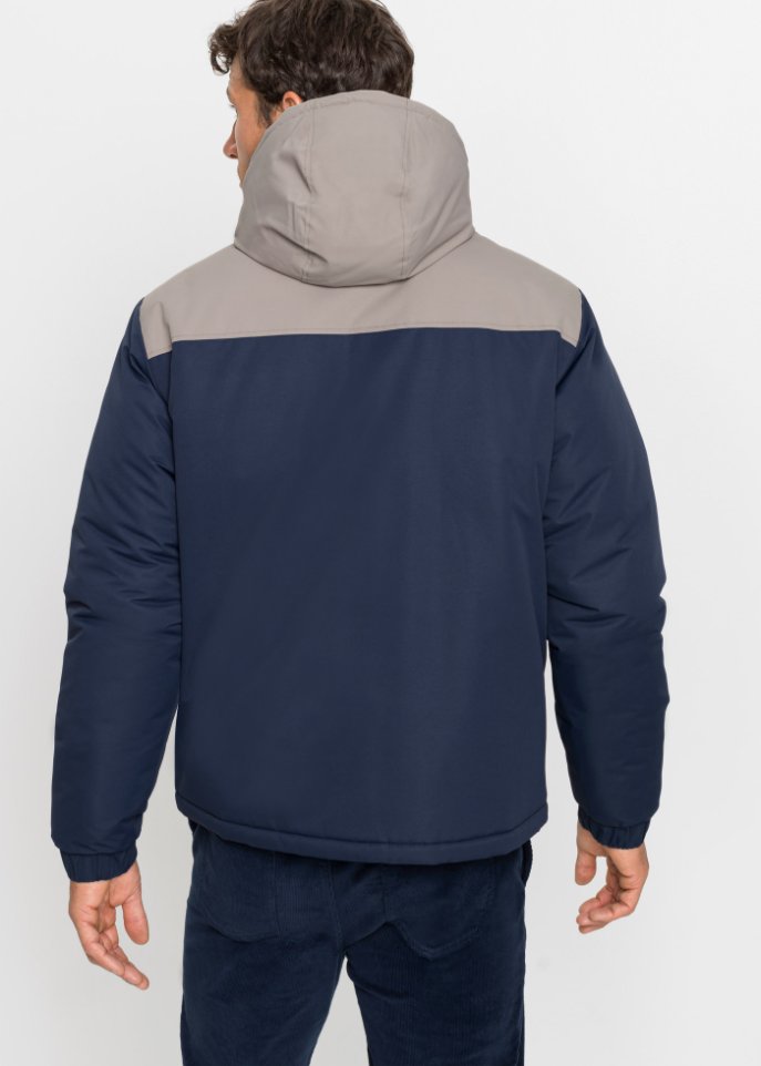 Winterjacke mir recyceltem Polyester