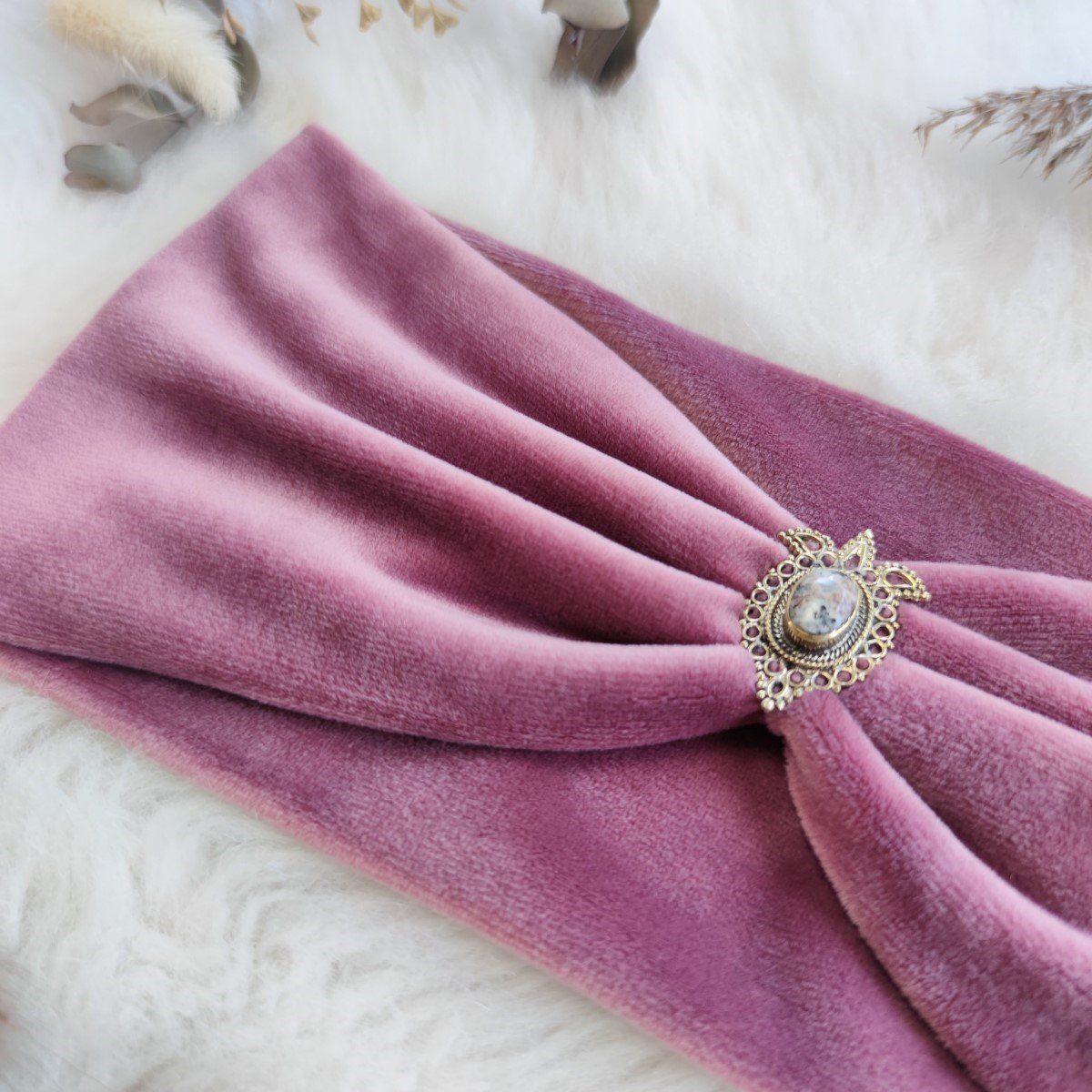 Bohia Stirnband Haarband Winter aus Samt in rosa, Winterhaarband für Damen (1-St) mit Edelstein verziert, Retter für Bad-Hair-Days