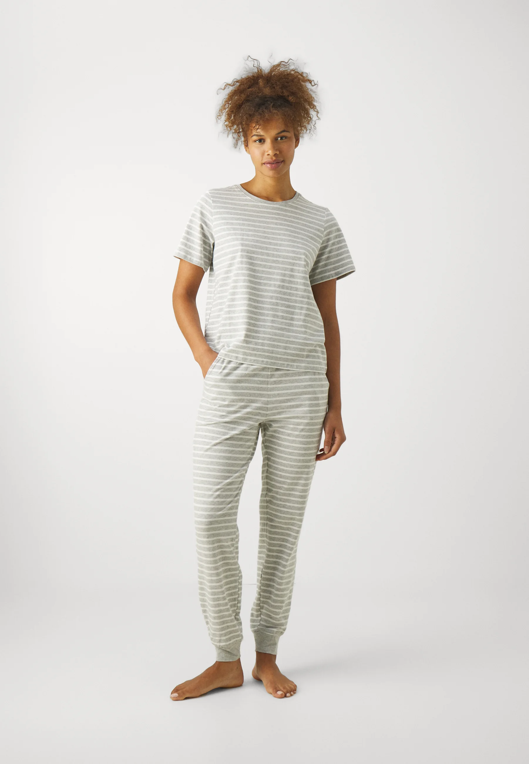 Pijamas de Anna Field