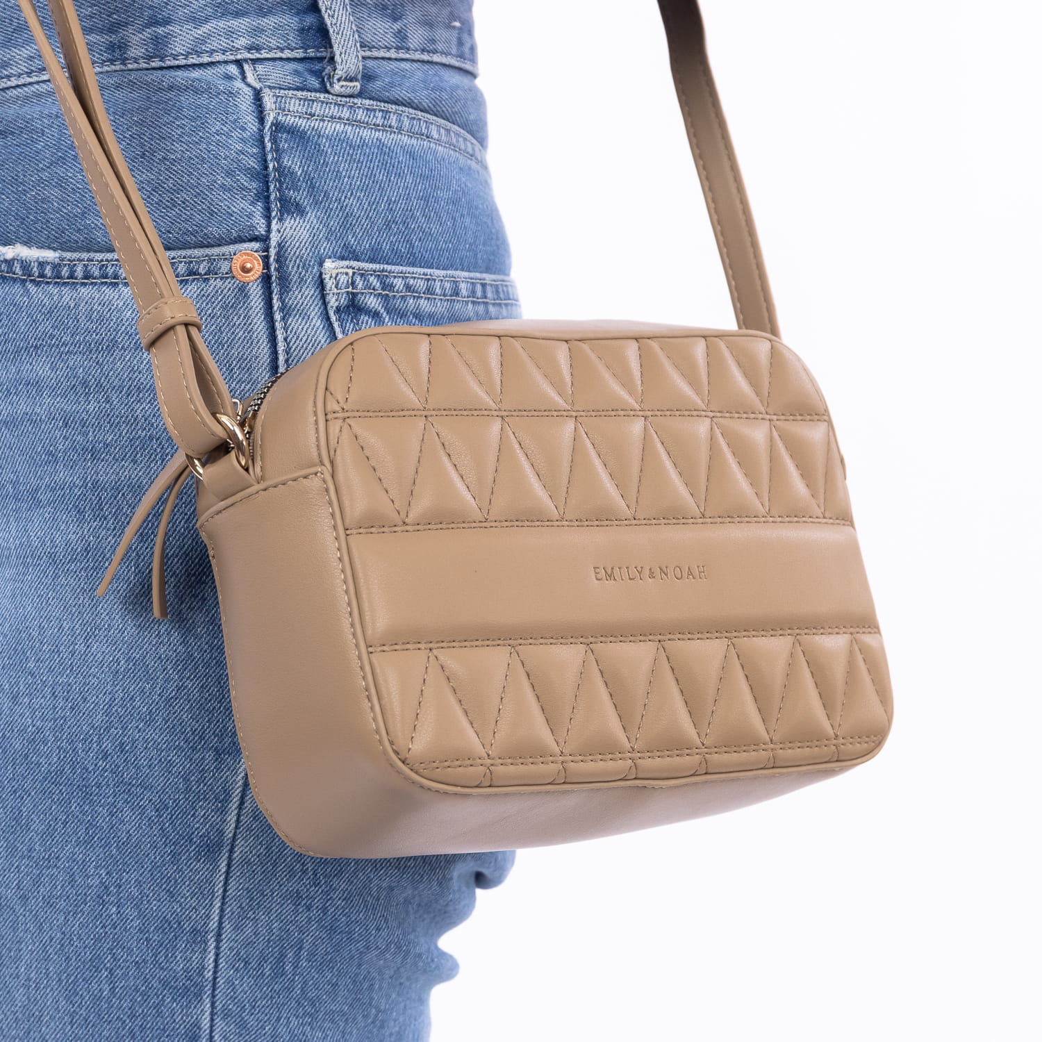 EMILY & NOAH E&N Donatella Shoulder Bag