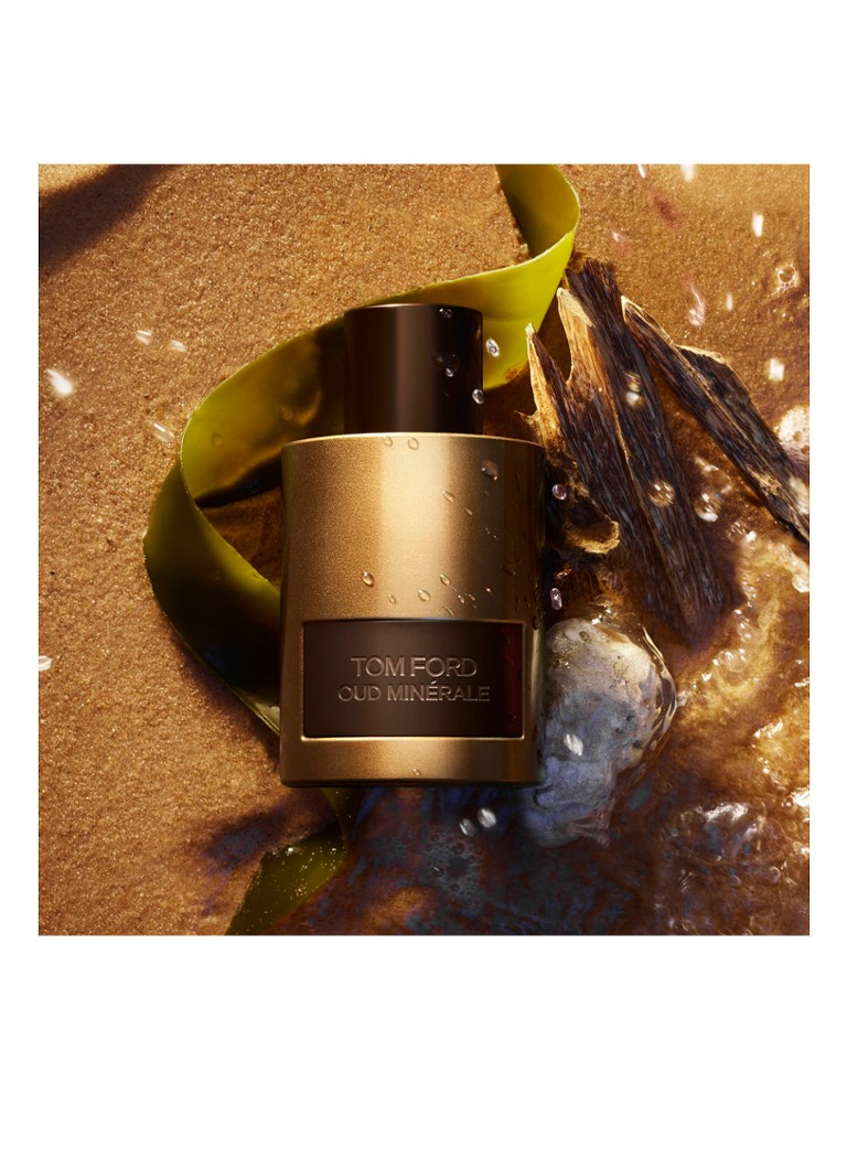 Minerální parfém Tom Ford Oud