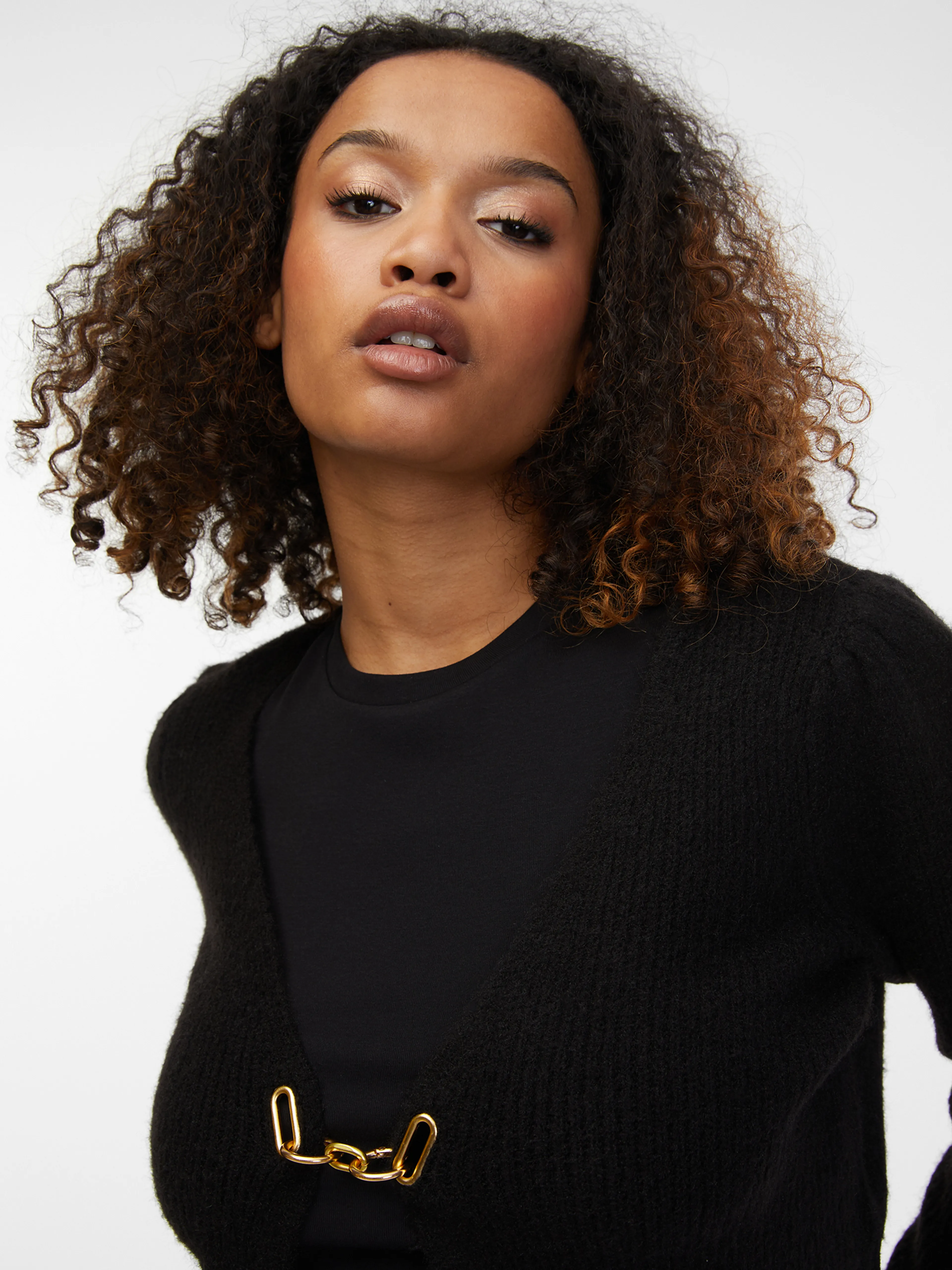 Schwarze Damen-Strickjacke mit Wollmischung ORSAY