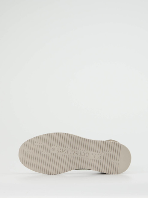 Boots-47016290025 Nubikk