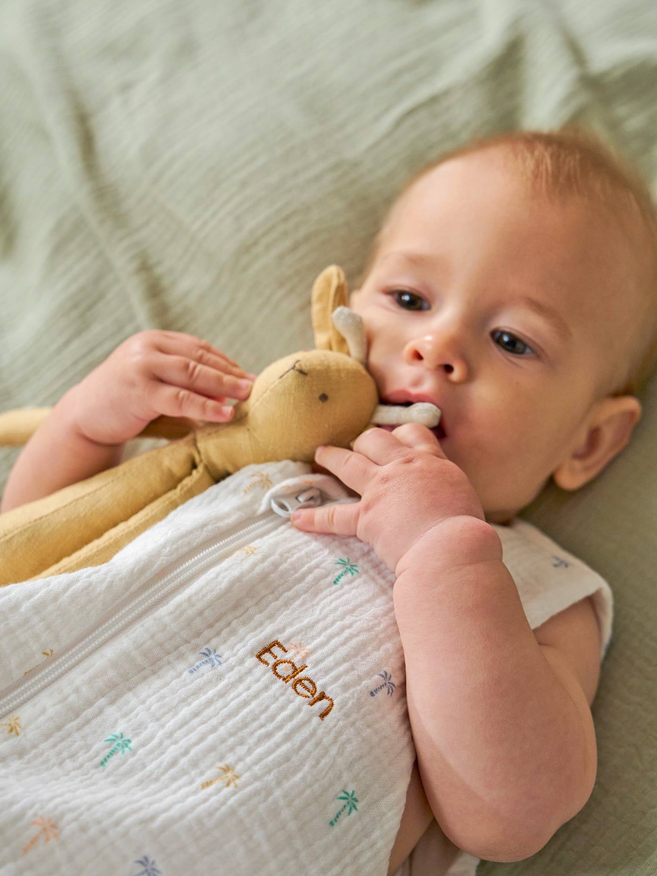 Vertbaudet Baby Sommerschlafsack PALMEN aus Musselin personalisierbar Oeko-Tex - mehrfarbig