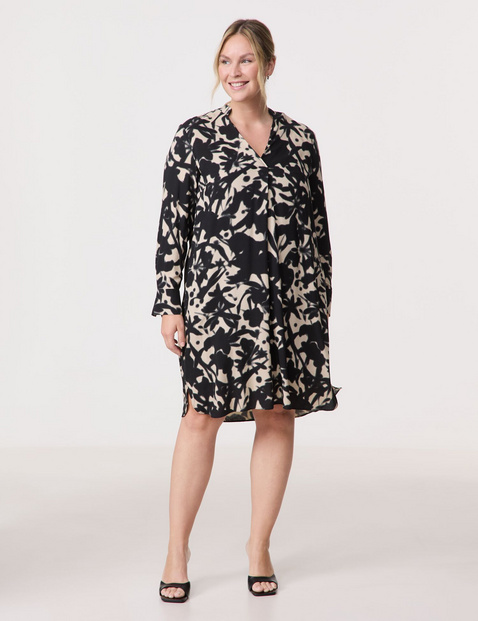 Knieumspielendes Blusenkleid mit Unterkleid
