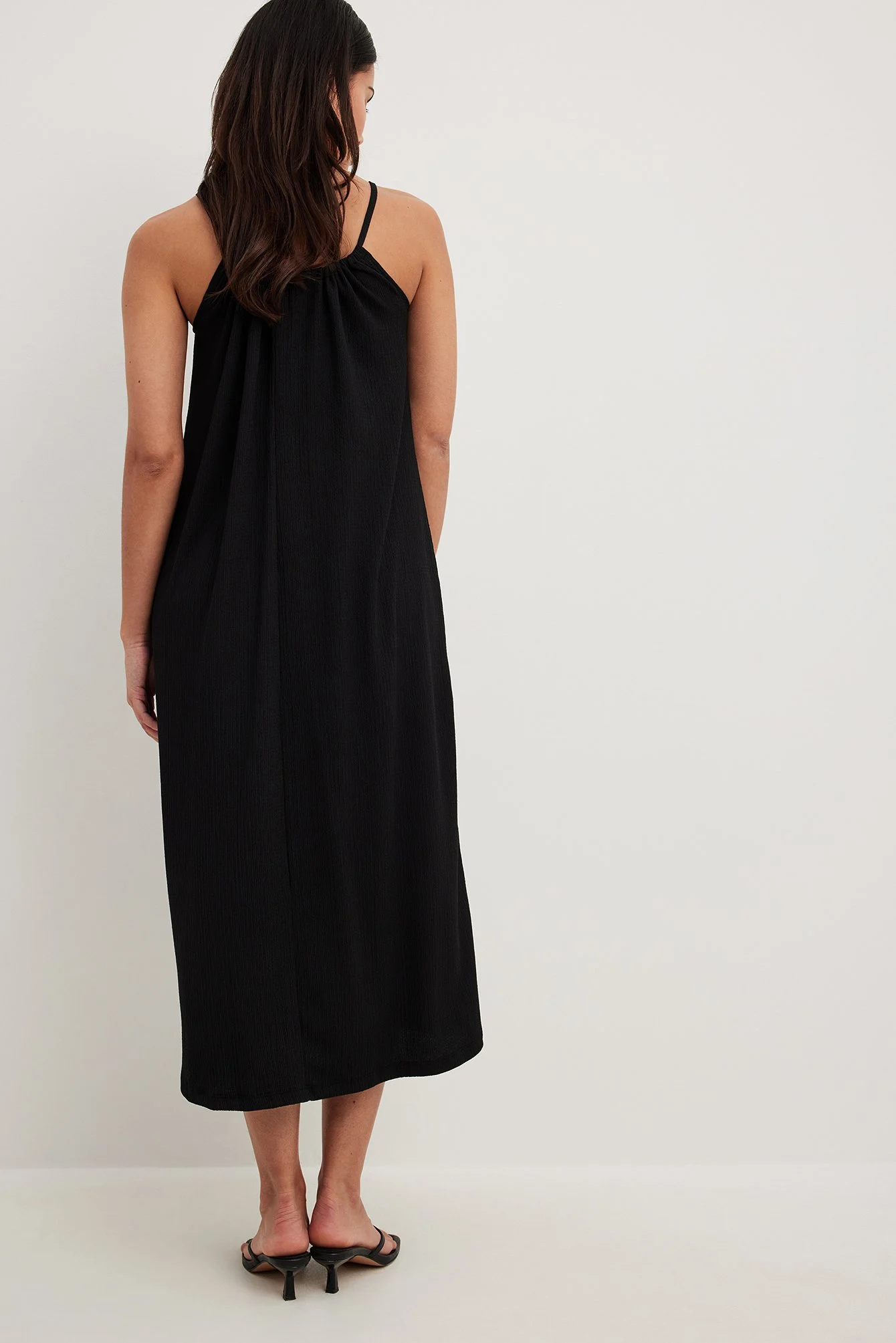 Jersey-Midikleid mit schmalen Trägern