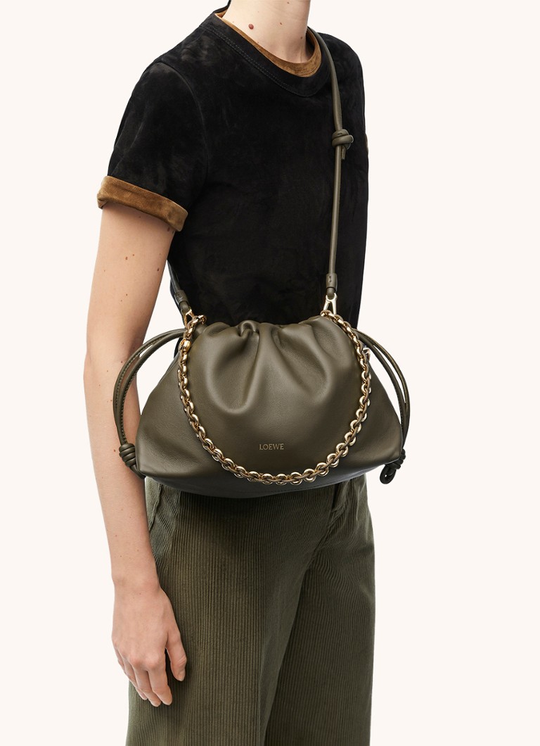 LOEWE Flamenco torbica od janjeće kože s remenom za rame