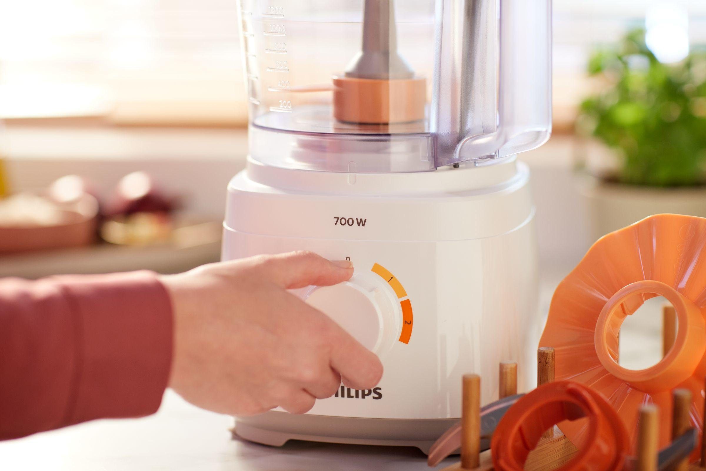 Philips Kompakt-Küchenmaschine HR7310/00 Daily Collection, 700 W, 1,50 l Schüssel, 2 Geschwindigkeitsstufen, S-Messer, Emulgier-Werkzeug