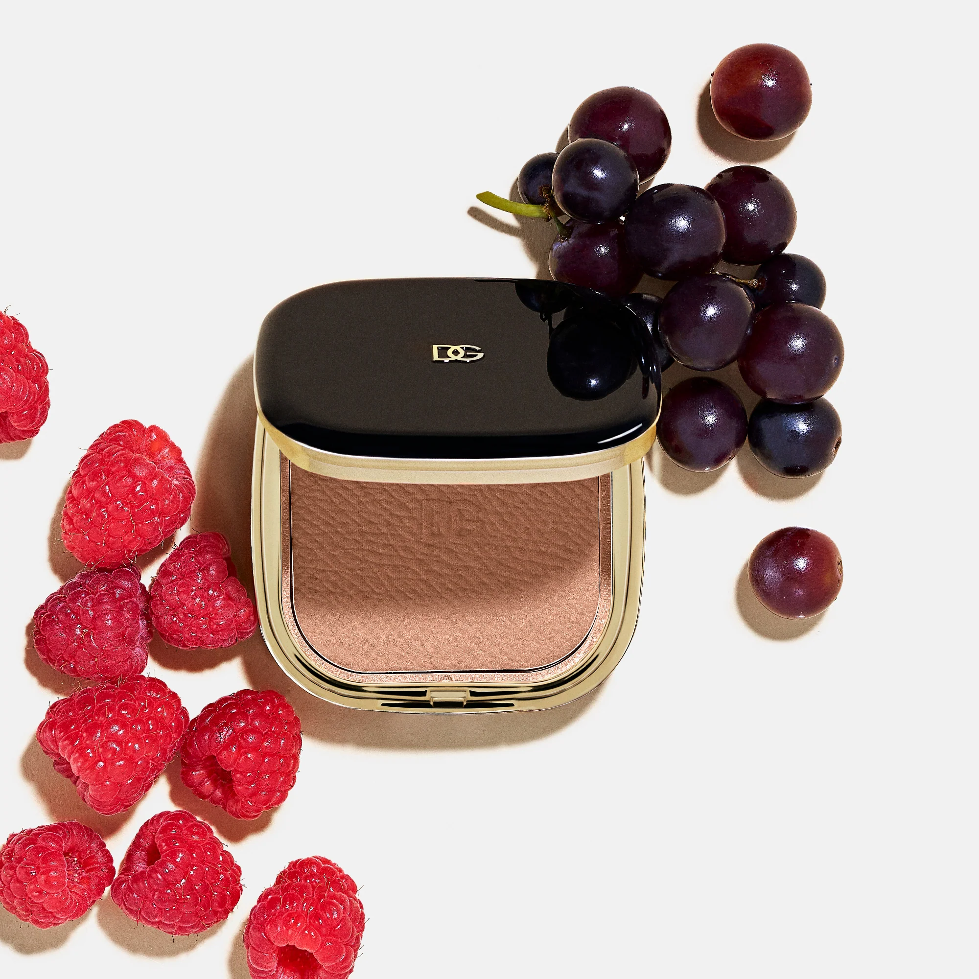 Bronzer i dugotrajno sjenilo za oči za lice i oči - Terra