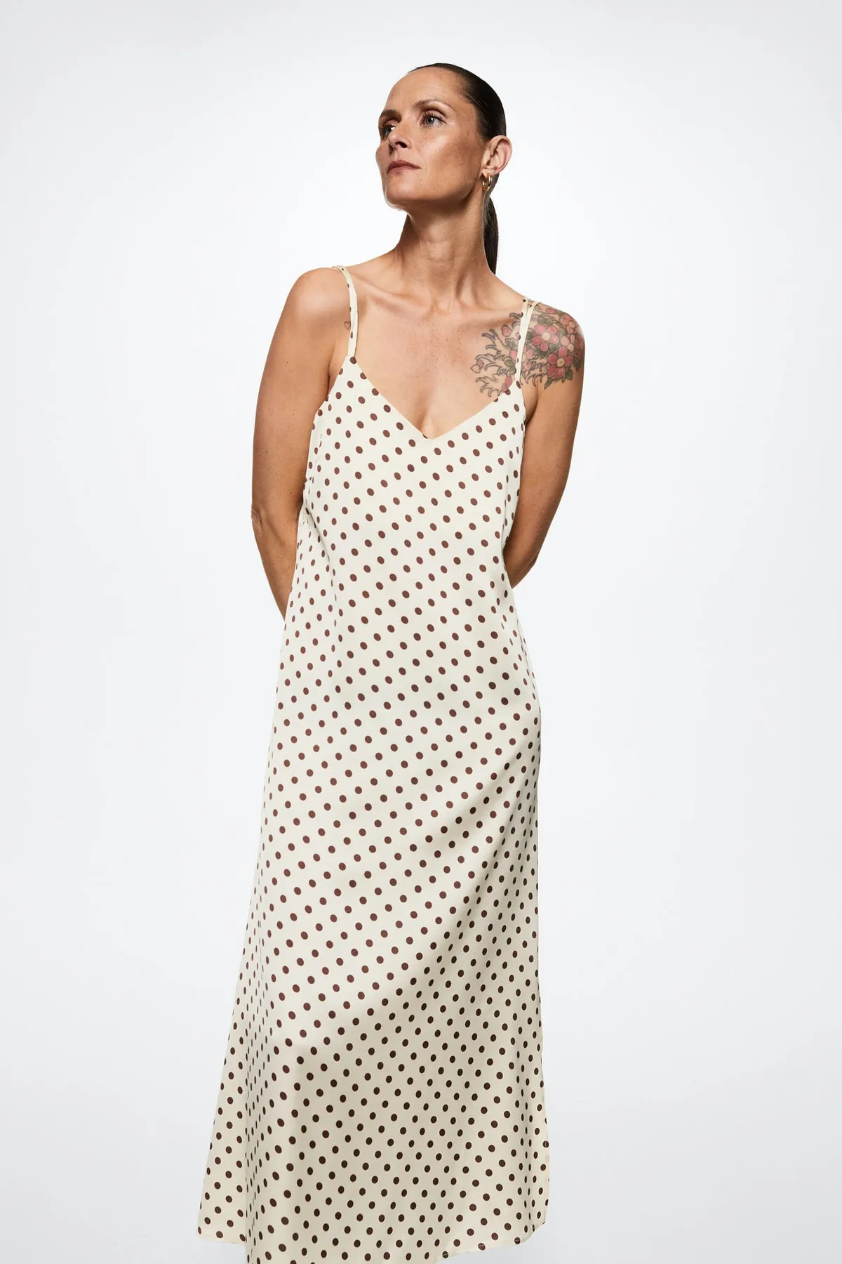 MANGO  Ecrufarbenes Damenkleid 37012884