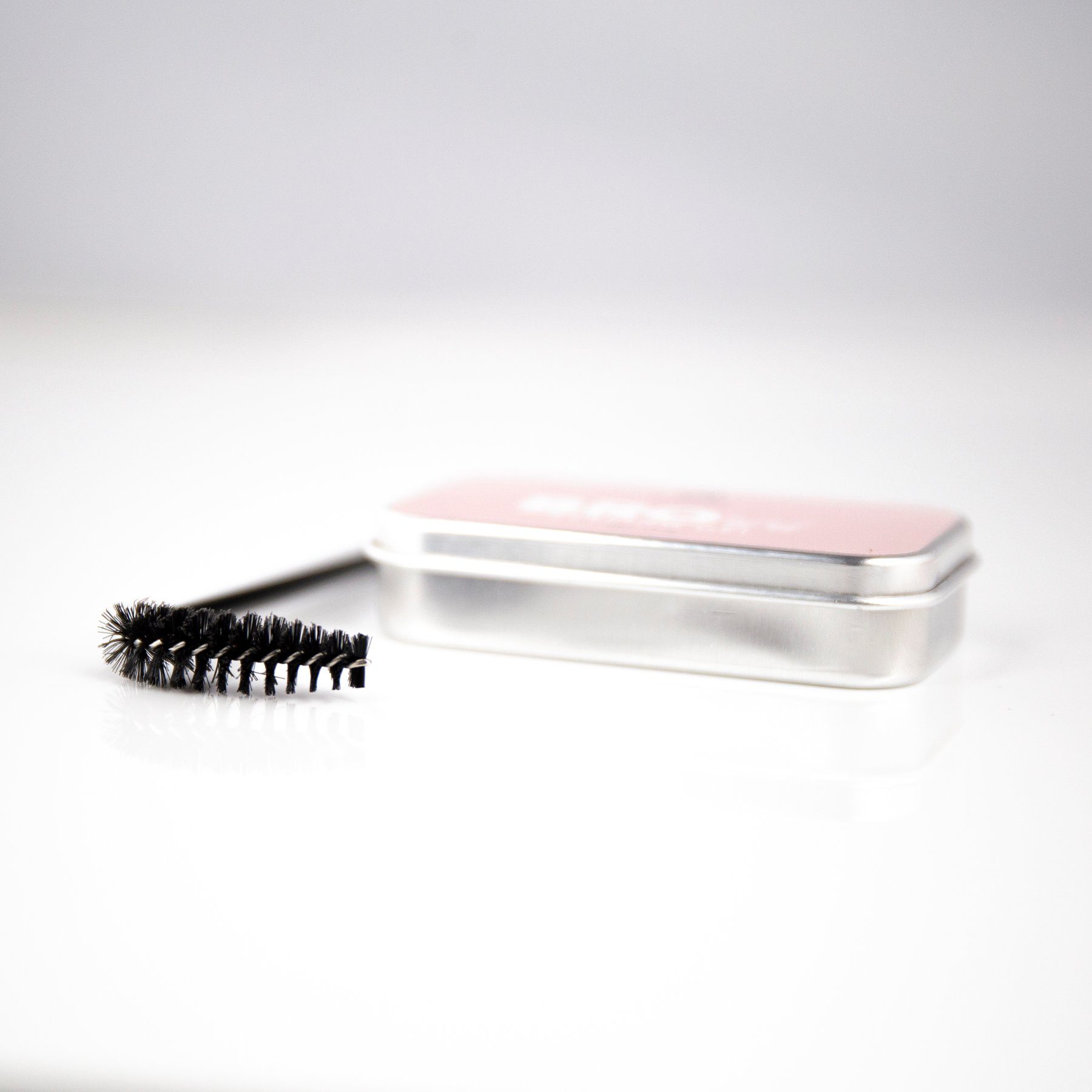 NICLAY Augenbrauen-Gel NICLAY Brow Styling Gel, 1-tlg., langanhaltend, Augenbrauen Styling Helfer, einfache Anwendung, keine lästigen Rückstände, vegan, frei von Duftstoffen, frei von Farbstoffen, frei von Schaummitteln