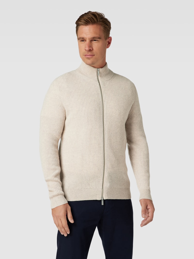 Strickjacke aus Schurwolle mit Stehkragen in sand meliert