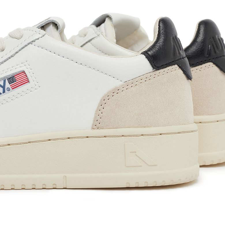 Autry Wmns Medalist Low LS21 leat/suede wht/blk