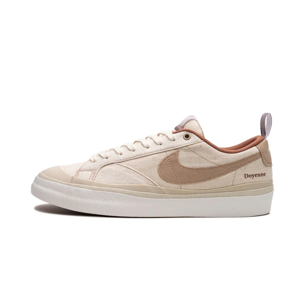Nike SB Blazer Low x Doyenne DZ3406-100 / braun