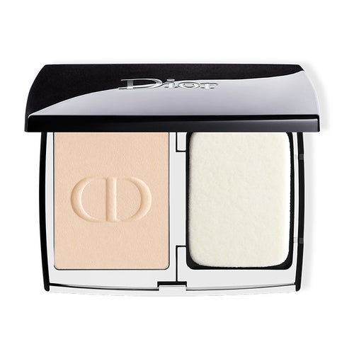 Dior Forever Natural Velvet kompaktni puder s mogućnošću ponovnog punjenja, 3N Neutral, 10 grama