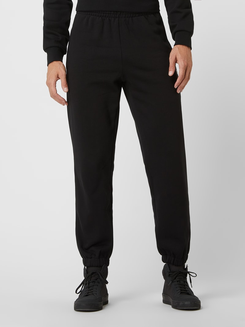 Sweatpants mit Label-Detail in schwarz