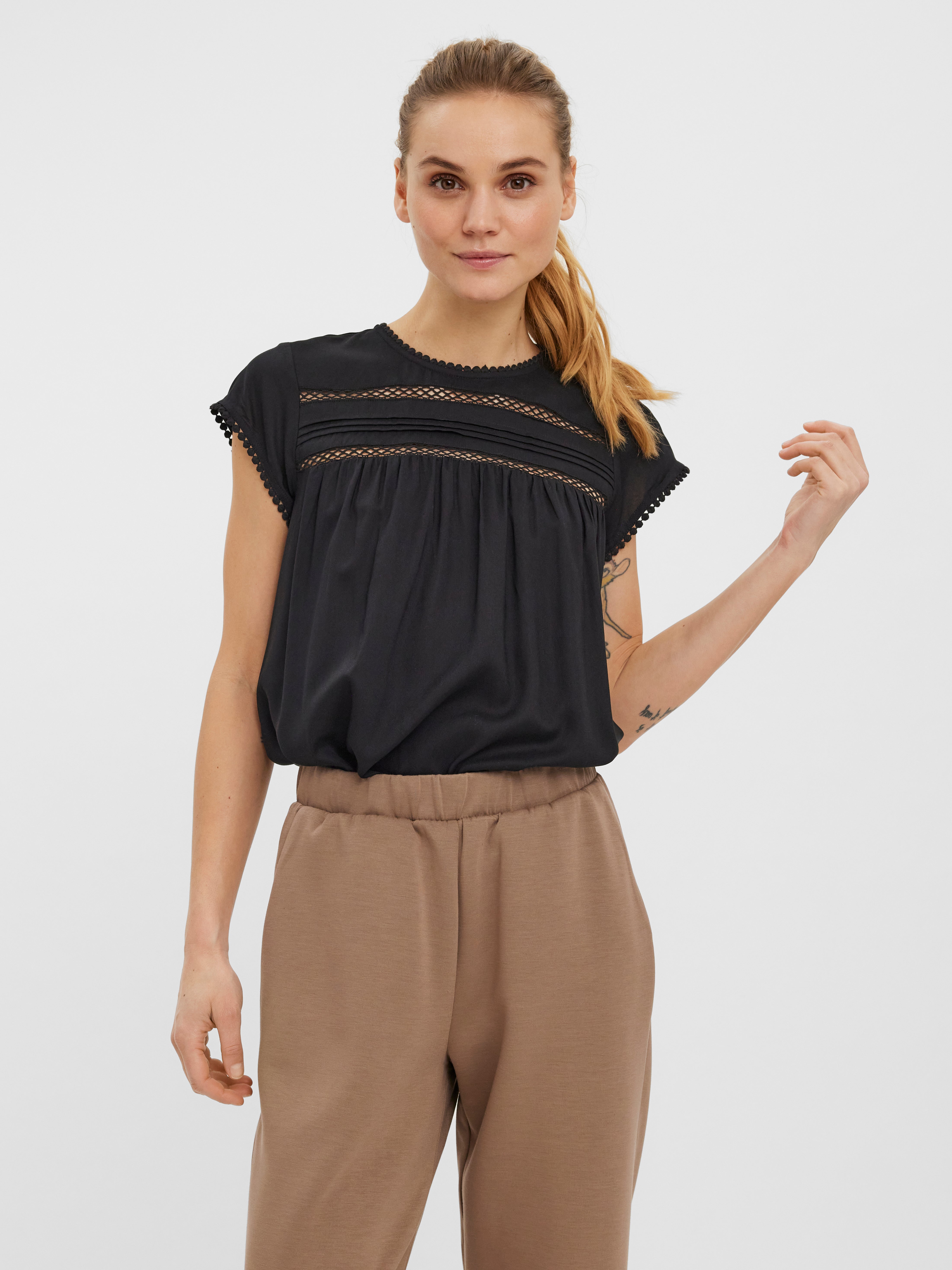 VMDEBBIE Top