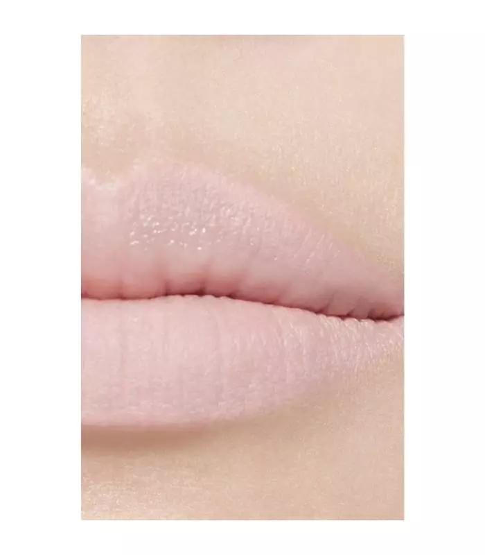 LE CRAYON LÈVRES Crayon Contour des Lèvres Longue Tenue