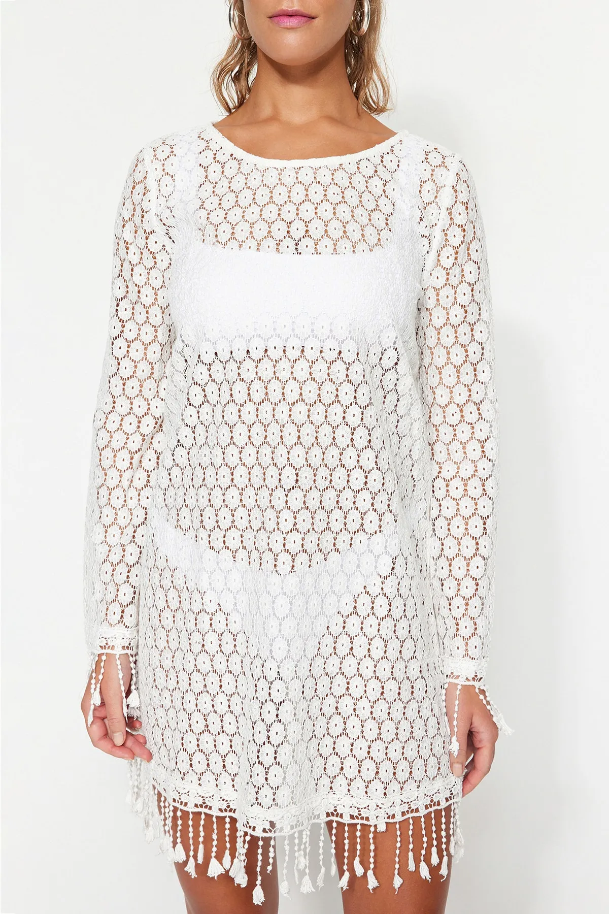 Trendyol Collection  Ecru Mini-Strickquasten-Strandkleid TBESS23EL00170