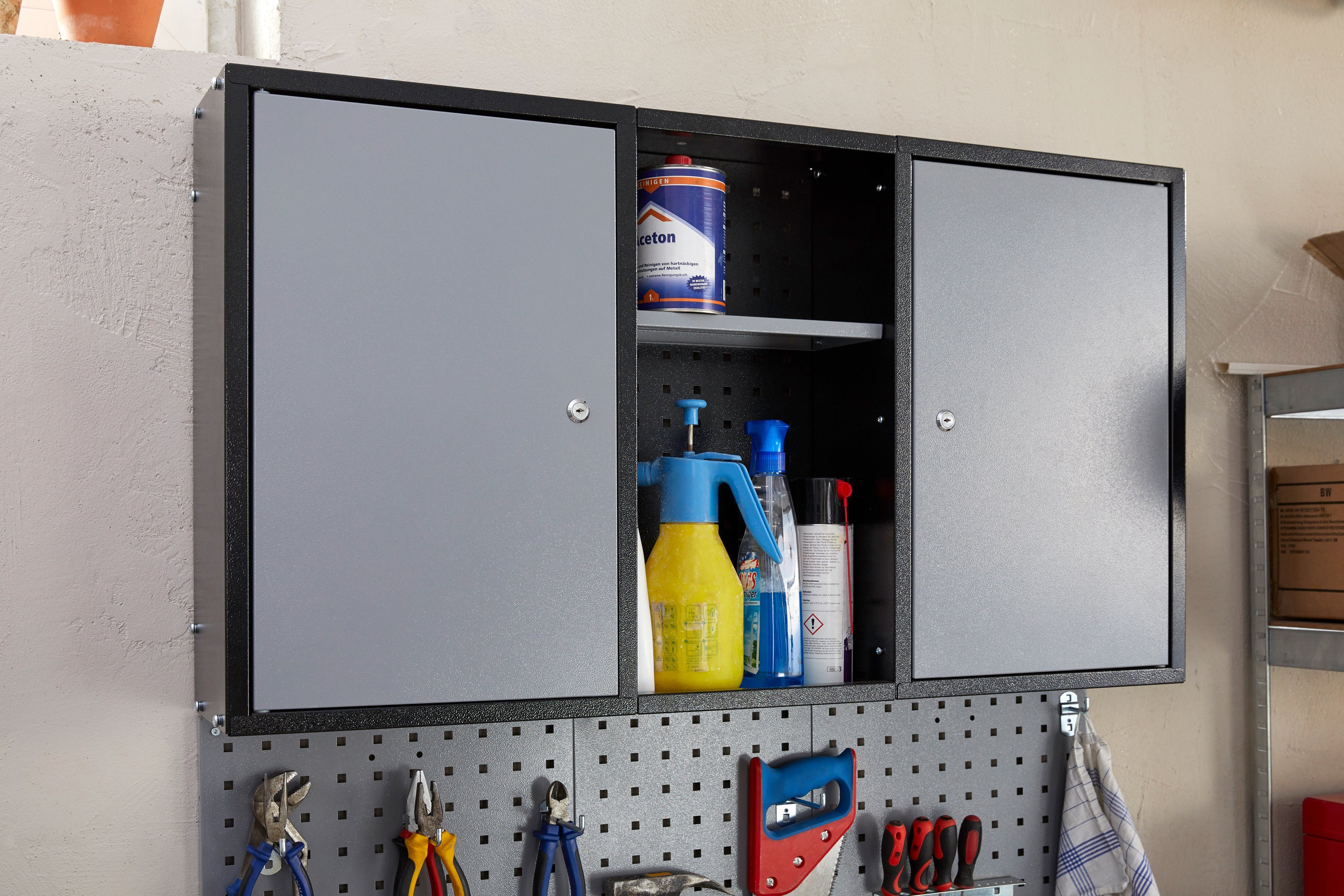 Profiwerk Werkzeugschrank Hängeschrank Süden Breite 110 cm, abschließbar, inkl. praktischer Lochwand
